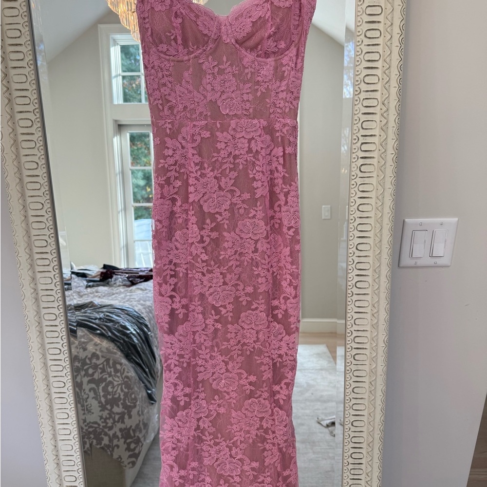 V. Chapman Strapless Pink Lace Dress